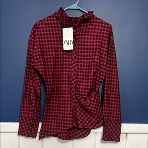 NWT Zara Red and Black Checkered plaid button down Shirt with cinched side sz M